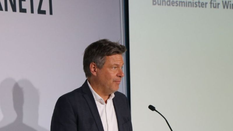 Bundesminister Dr. Robert Habeck