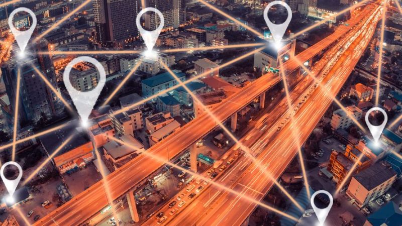 Symbolfoto: digital verknüpftes Straßennetz