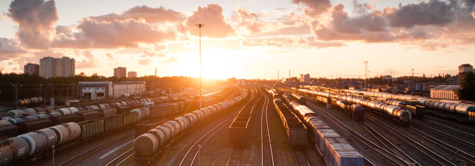 Auf der strategischen Ebene des Supply Chain Designs werden grundlegende Entscheidungen getroffen, die eine realisierbare Energieeffizienz erheblich beeinflussen.