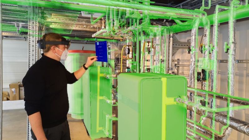 Erfassung der Ist-Gebäudetechnik mit Mixed-Reality-Brille im Labordemonstrator (Viega Cube).