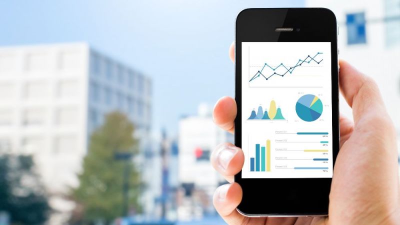 Smartphone mit geöffneter Anwendungssoftware