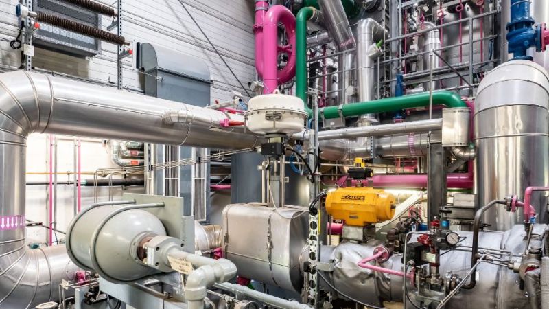 Innenansicht des Geothermiekraftwerks Bruchsal.