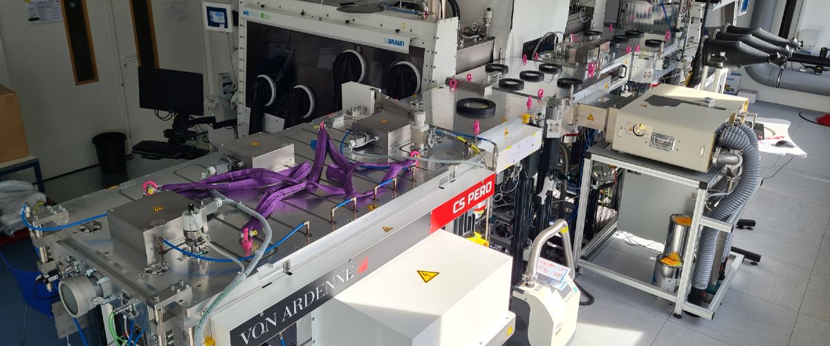 The perovskite cluster deposition facility