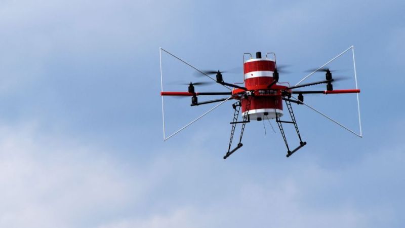 Oktokopter, ausgerüstet mit Messelektronik für Vor-Ort-Untersuchungen.