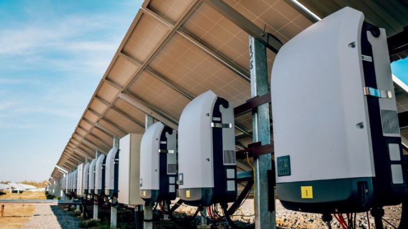 Photovoltaik-Module mit Wechselrichtern