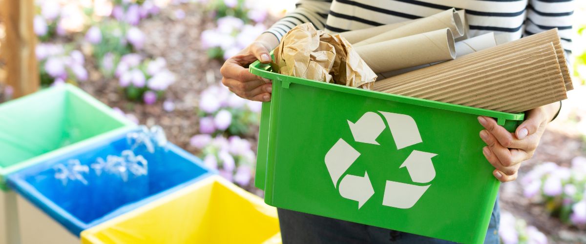 Kunststoffbarrieren auf papierbasierten Lebensmittelverpackungen haben bislang verhindert, dass diese im Papier-Recycling-Kreislauf entsorgt werden k&ouml;nnen. Dank einer im Vorhaben TP-Dis entwickelten Beschichtung ist dies jetzt m&ouml;glich.