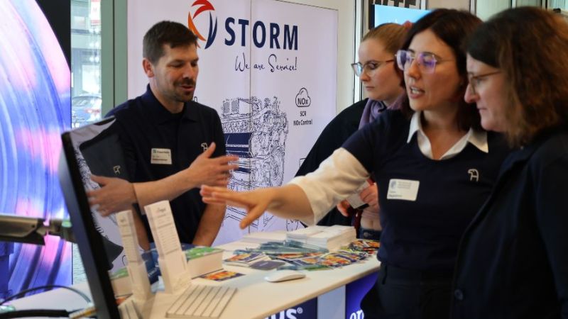 Am EnArgus-Stand konnten Interessierte bei den Berliner Energietagen direkt Feedback mit dem Projektteam teilen und die Beta-Version von EnArgus 3.0 testen.