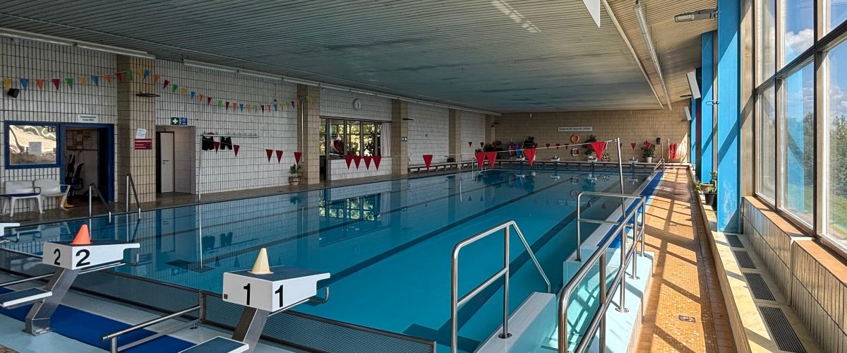 Neue Ans&auml;tze f&uuml;r weniger Energieverbrauch und einen klimavertr&auml;glichen Betrieb kommunaler Hallenb&auml;der stehen im Mittelpunkt des Wettbewerbs.