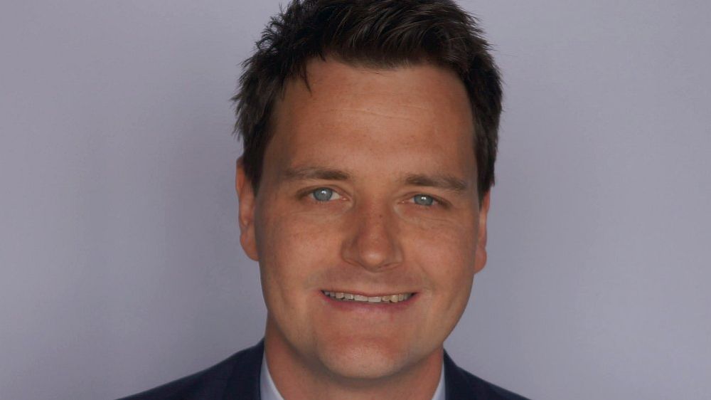 Portrait photo of Dr Christian Odenthal