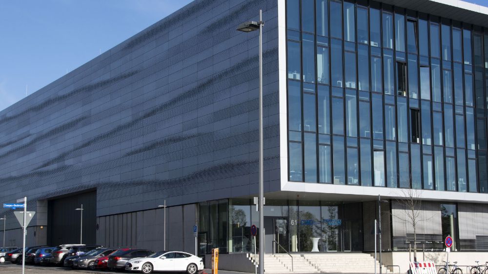 A striking building on the Melaten campus of RWTH Aachen University: the Center for Wind Power Drives (CWD).