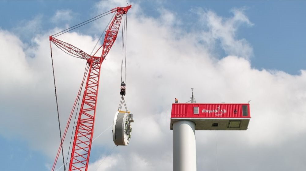 Installation of the generator on a wind turbine model E-175 EP5