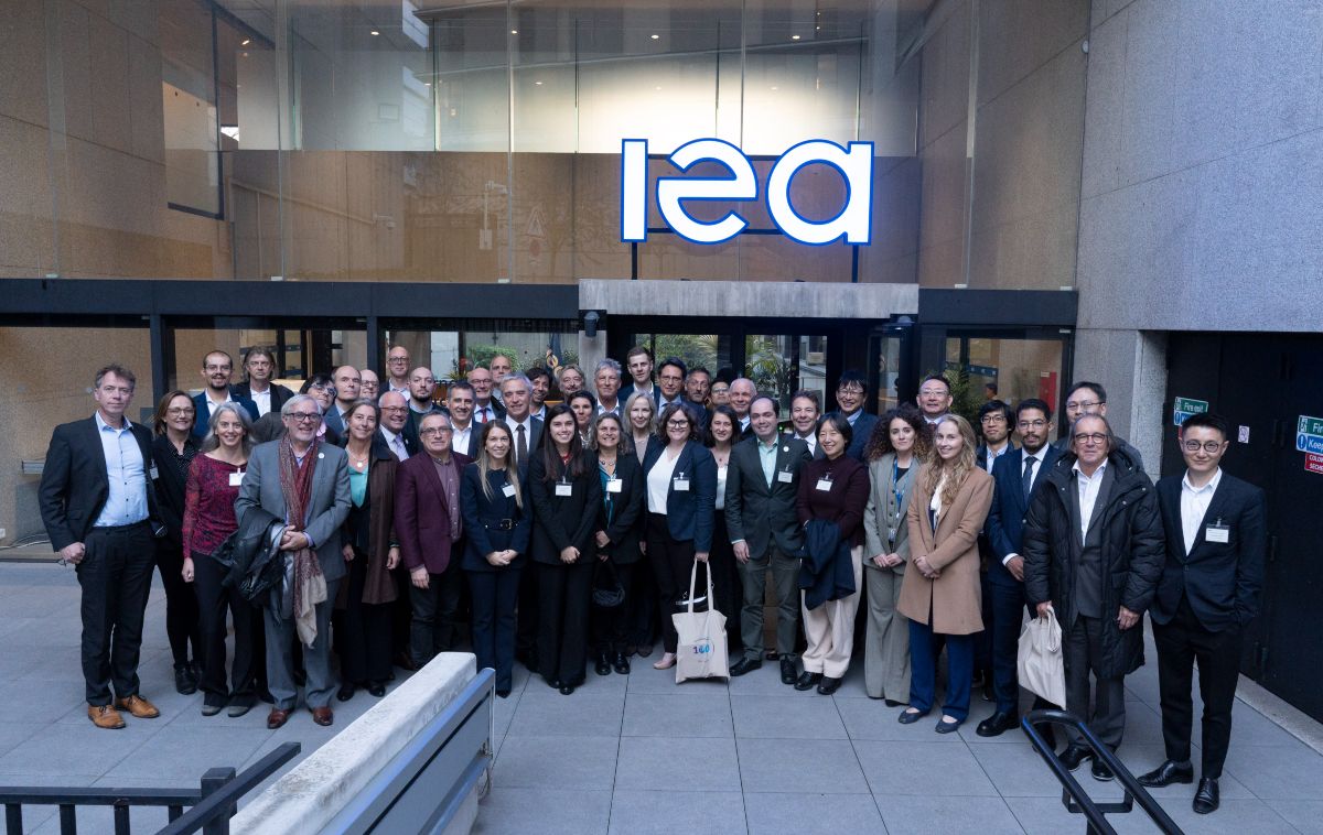 Die Teilnehmenden des 100. ExCo Meetings in Paris