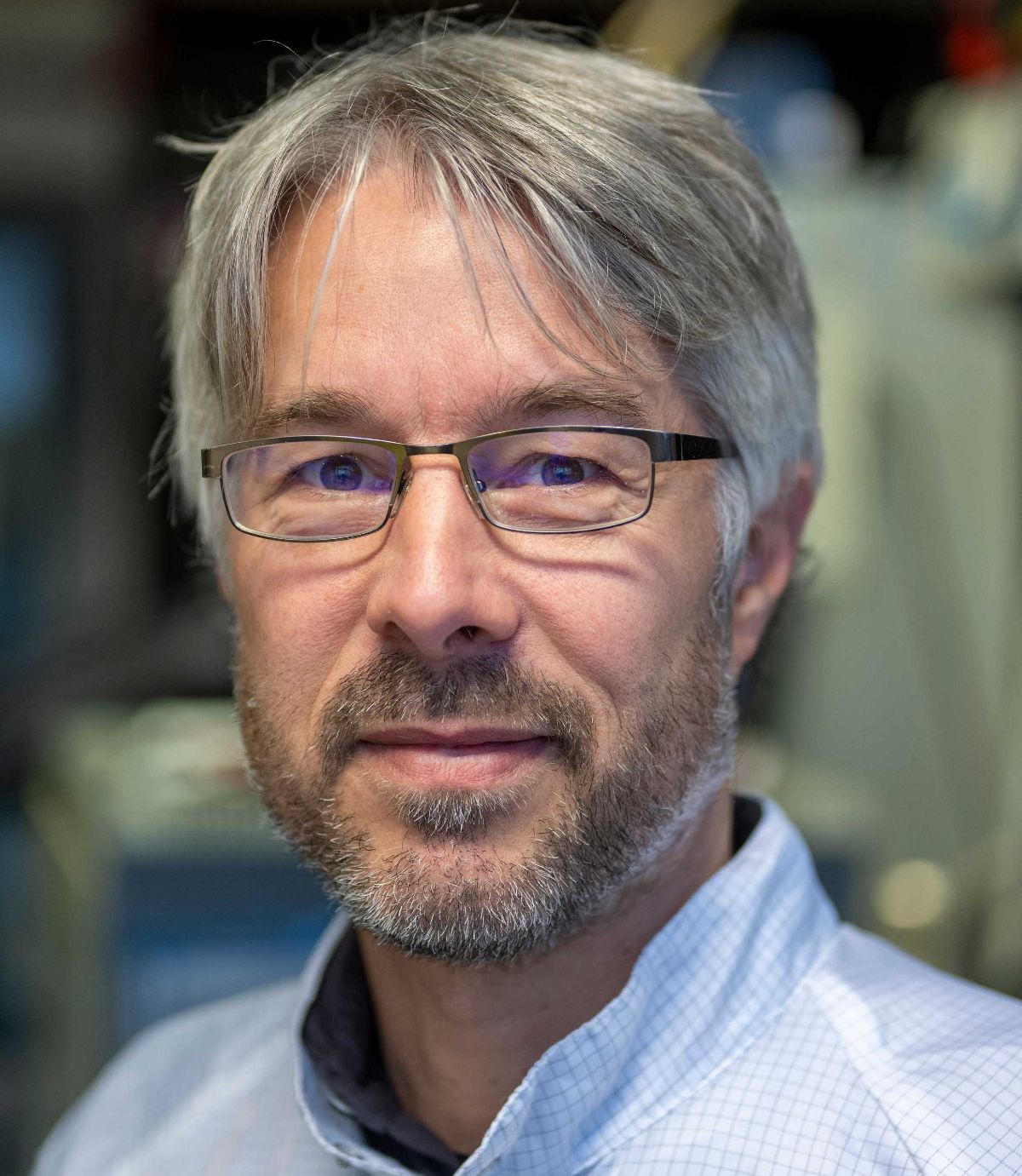 Porträtbild von Dr. Uli Würfel