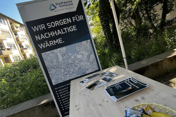 Zusammenarbeit mit den Stadtwerken Karlsruhe beim WÄRME4ALLE Infostand in Karlsruhe am 29.04.2025