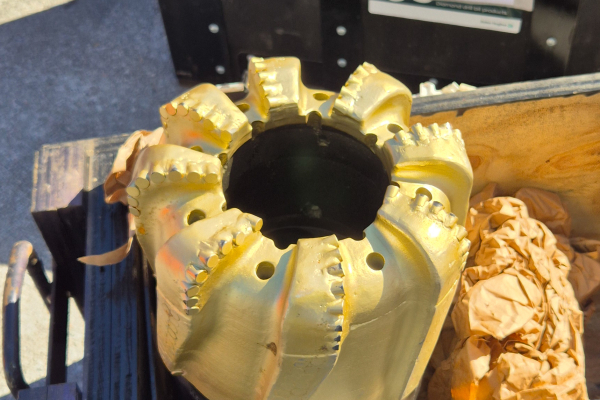 Special drill heads were used to extract the drill cores.