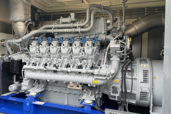 Motor des mit Wasserstoff betriebenen Blockheizkraftwerks